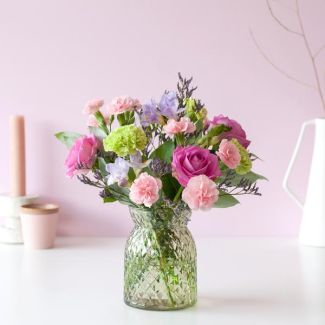 Sweetheart Brievenbus Bloemen – Zoet en Verrassend - Brievenbusboeket – 6 Seizoensbloemen, 32 cm